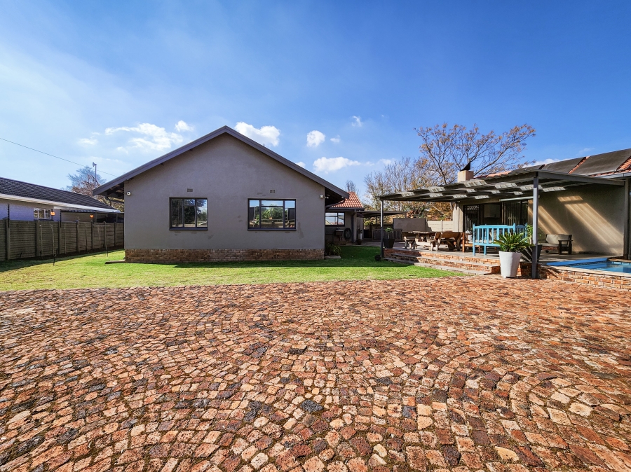 3 Bedroom Property for Sale in Vaalpark Free State